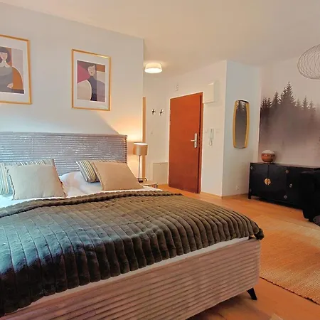 Uroczy Szrenica Апартаменты